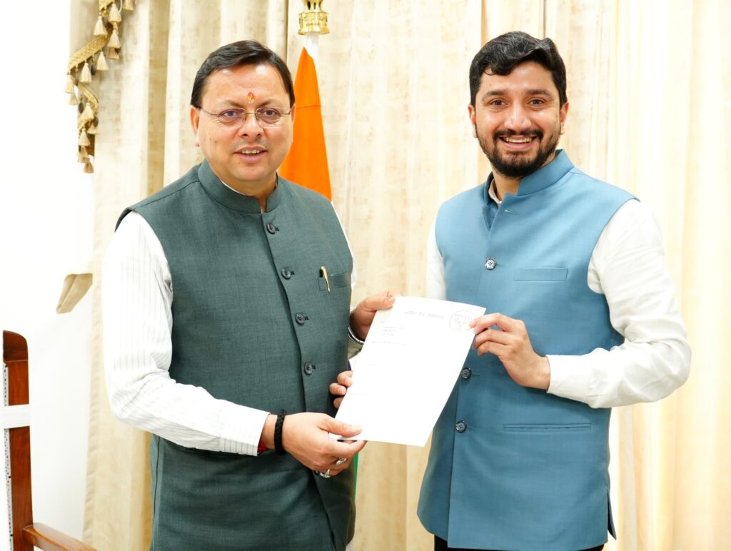आर्यन देव उनियाल ने मुख्यमंत्री से की भेंट मसूरी की समस्याओं से कराया रूबरू